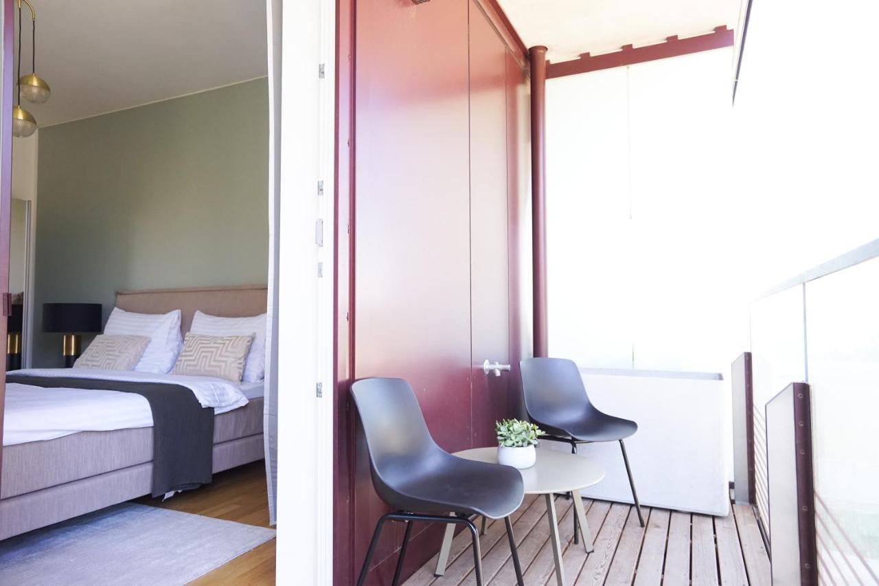 Exclusive 2-Bedroom Condo With Pool & Balcony Wien Eksteriør bilde